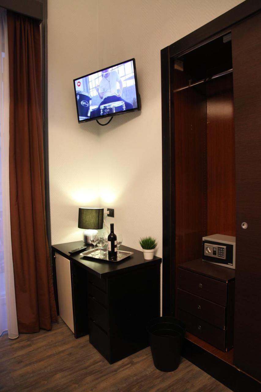 נאפולי Dolce Vita Rooms & Breakfast מראה חיצוני תמונה