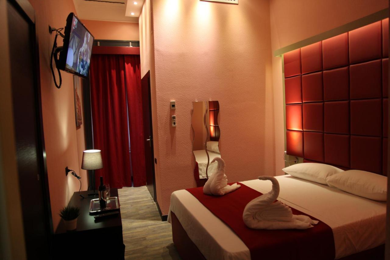 נאפולי Dolce Vita Rooms & Breakfast מראה חיצוני תמונה