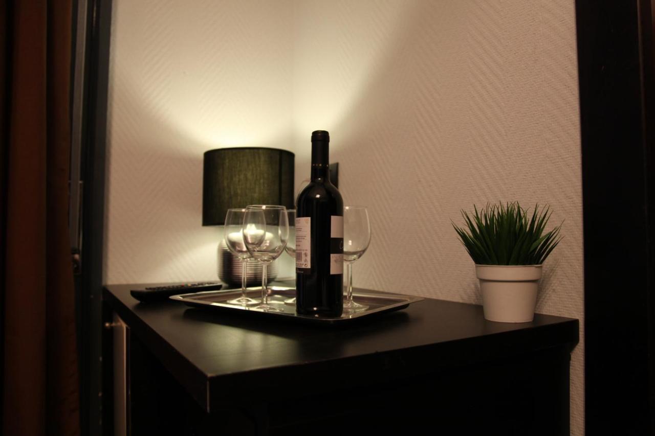 נאפולי Dolce Vita Rooms & Breakfast מראה חיצוני תמונה