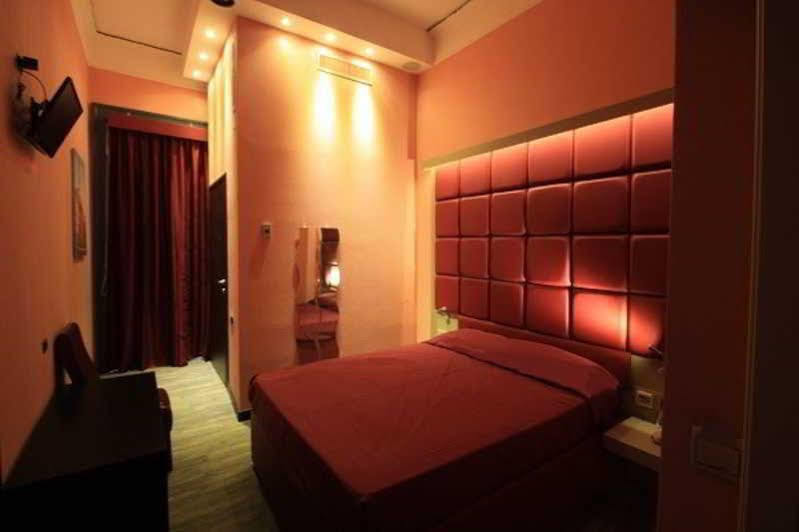 נאפולי Dolce Vita Rooms & Breakfast מראה חיצוני תמונה